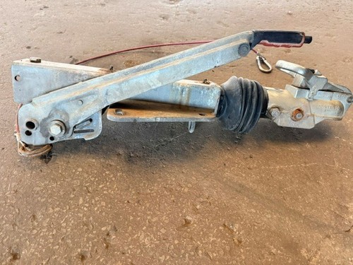 3000kg braked car - 3000kg,