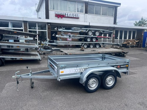 New trailer 8ft 4ft - , with